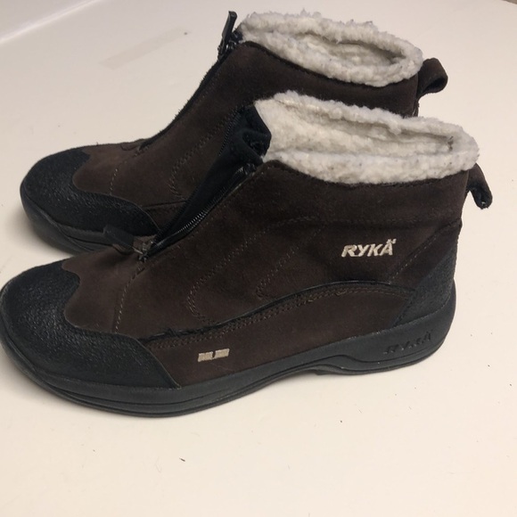 Ryka fur lined suede boots, sz 7 - Picture 4 of 7